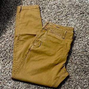 American Eagle Chinos